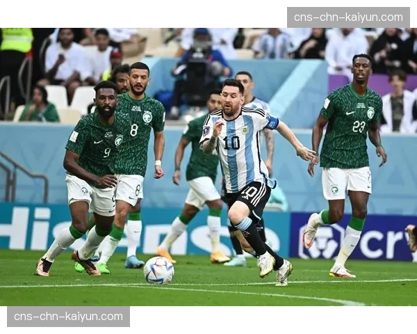 巴黎圣日耳曼公布战图卢兹大名单，阿什拉夫与若昂·内维斯回归阵容